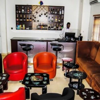 royal jatoz hotel and suites