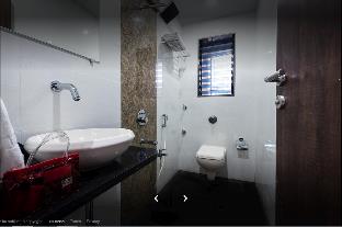 hotel shelter palace