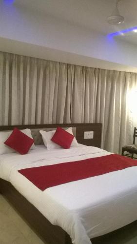 hotel shelter palace