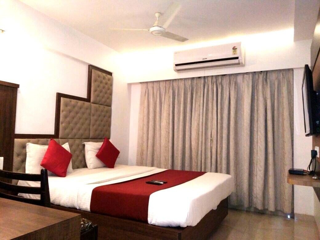 hotel shelter palace