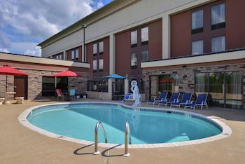 hampton inn south hill
