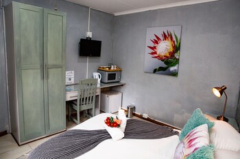 woodpecker guesthouse