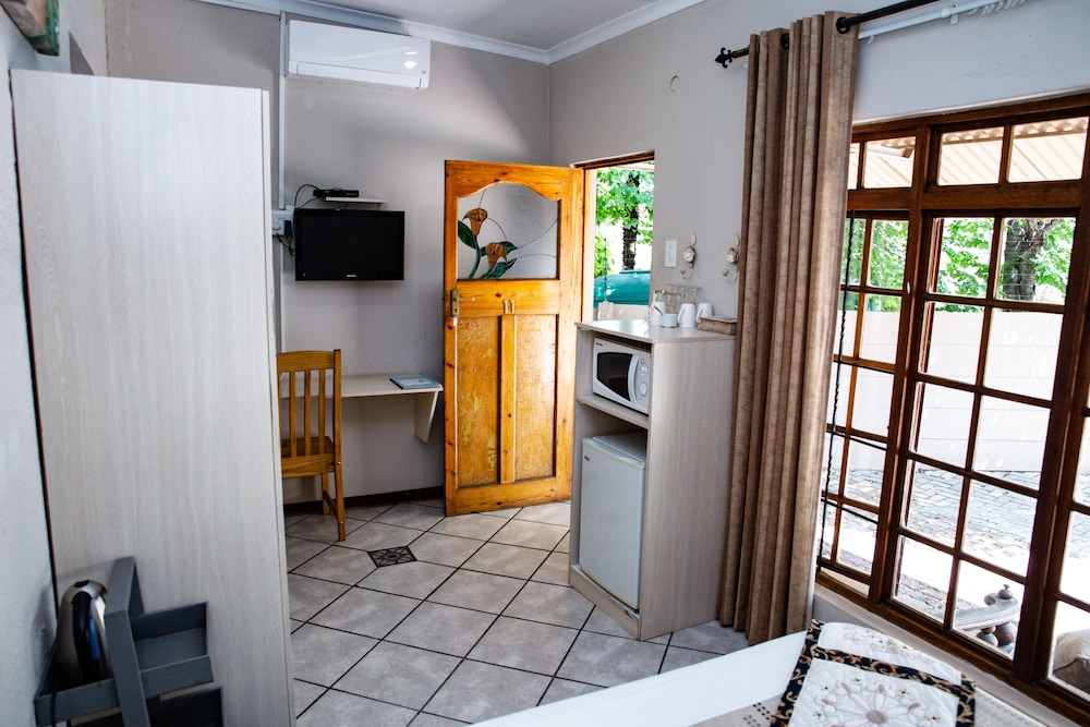 woodpecker guesthouse