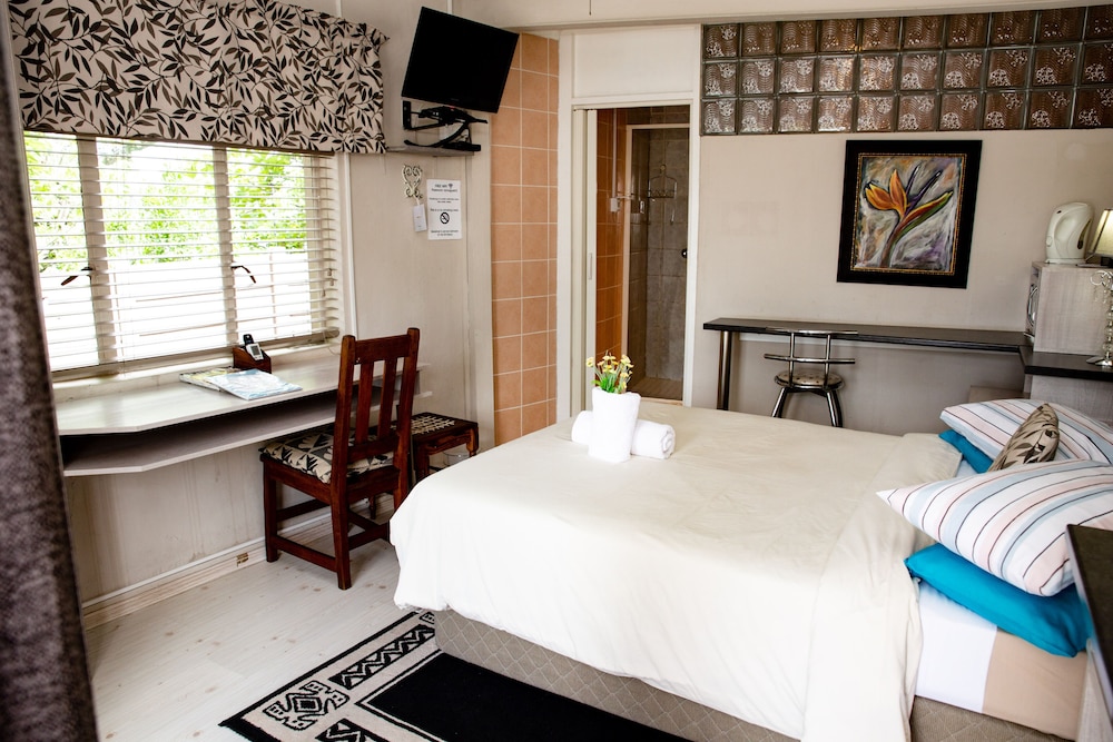 woodpecker guesthouse