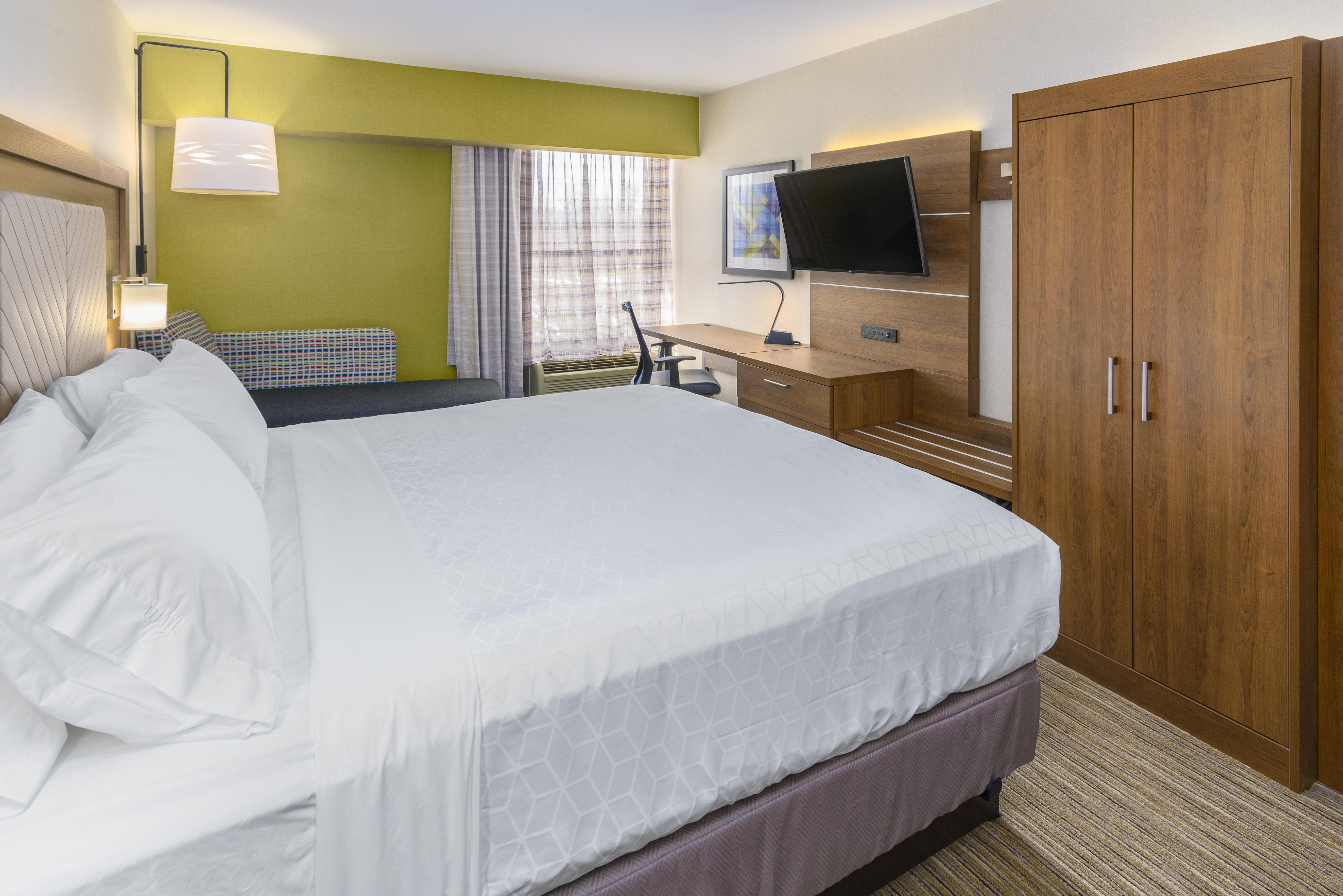 holiday inn express southington by ihg