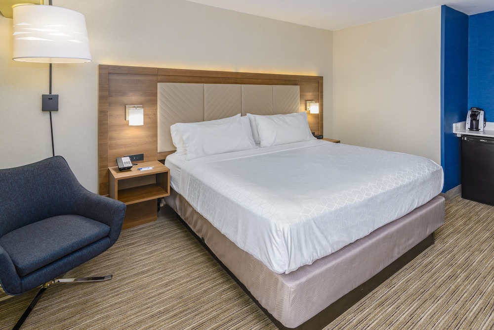 holiday inn express southington by ihg