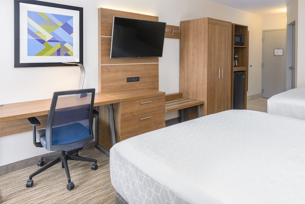 holiday inn express southington by ihg
