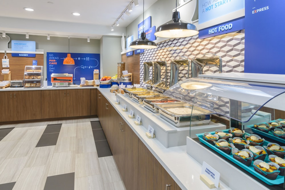 holiday inn express southington by ihg