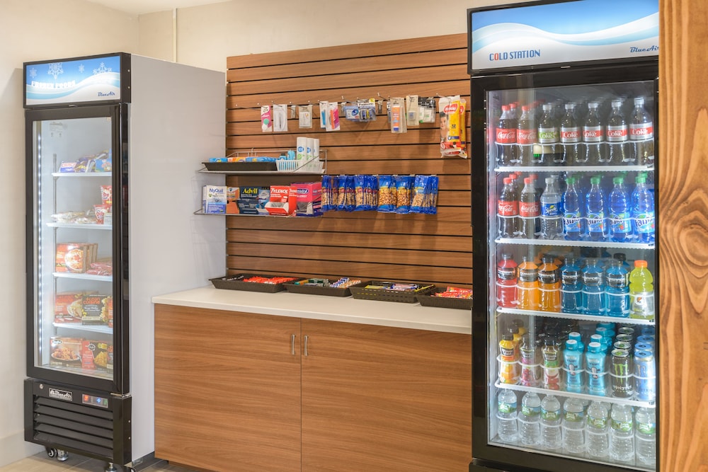holiday inn express southington by ihg