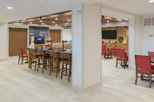 holiday inn express southington by ihg