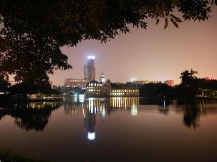 xinghe business hotel railway station and yuexiu park branch