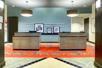 Hampton Inn & Suites Roanoke-Downtown,Virginia>>Roanoke,3 star