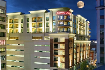 Hampton Inn & Suites Roanoke-Downtown,Virginia>>Roanoke,3 star