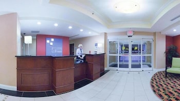 Holiday Inn Express Hotel & Suites Spartanburg-North By Ihg,Greenville County>>Greenville - Spartanburg,3 star