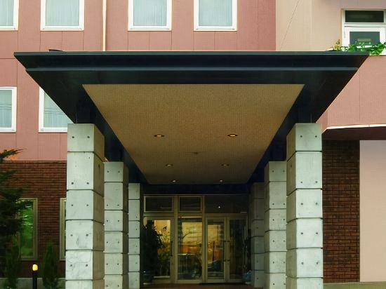 Oka No Hotel,Walking Distance From Sai Temple/Pimpalwadi Road,2 star