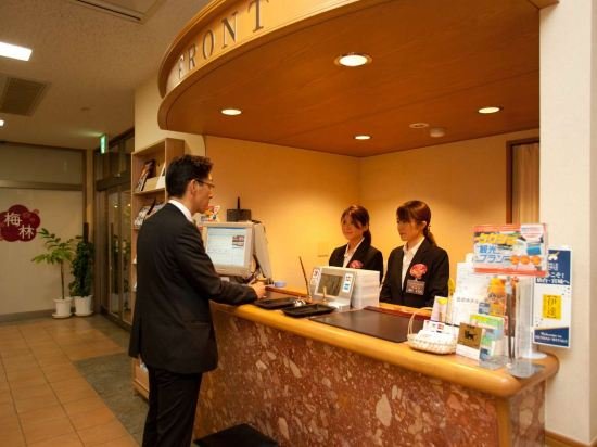 Oka No Hotel,Walking Distance From Sai Temple/Pimpalwadi Road,2 star