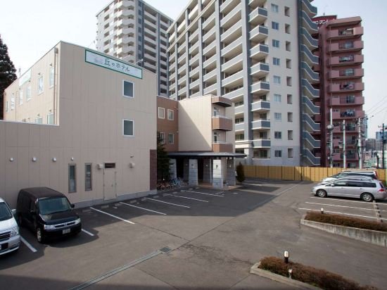 Oka No Hotel,Walking Distance From Sai Temple/Pimpalwadi Road,2 star