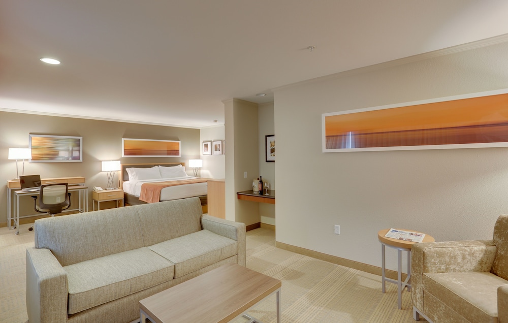holiday inn express spokane airport by ihg