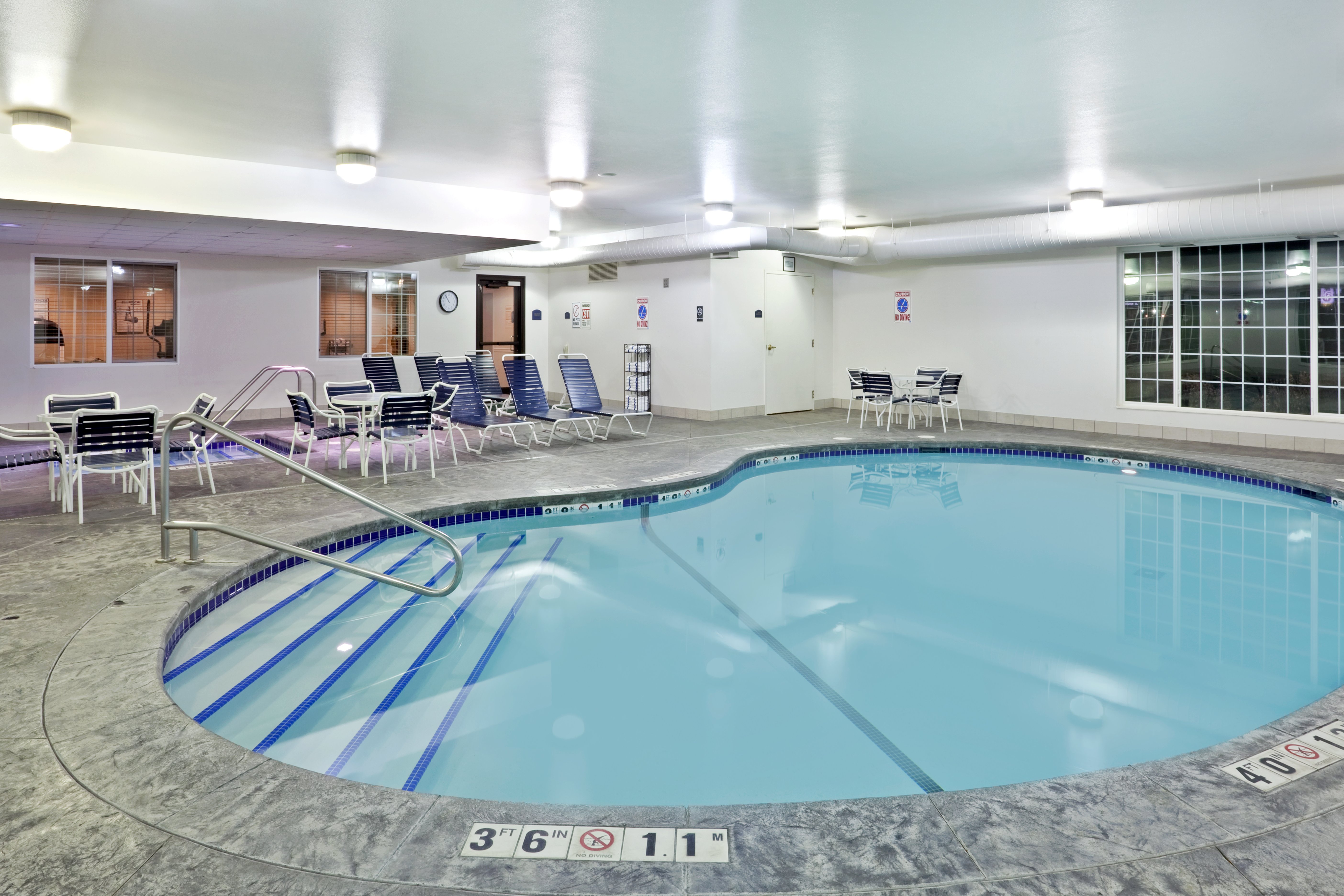 holiday inn express spokane airport by ihg