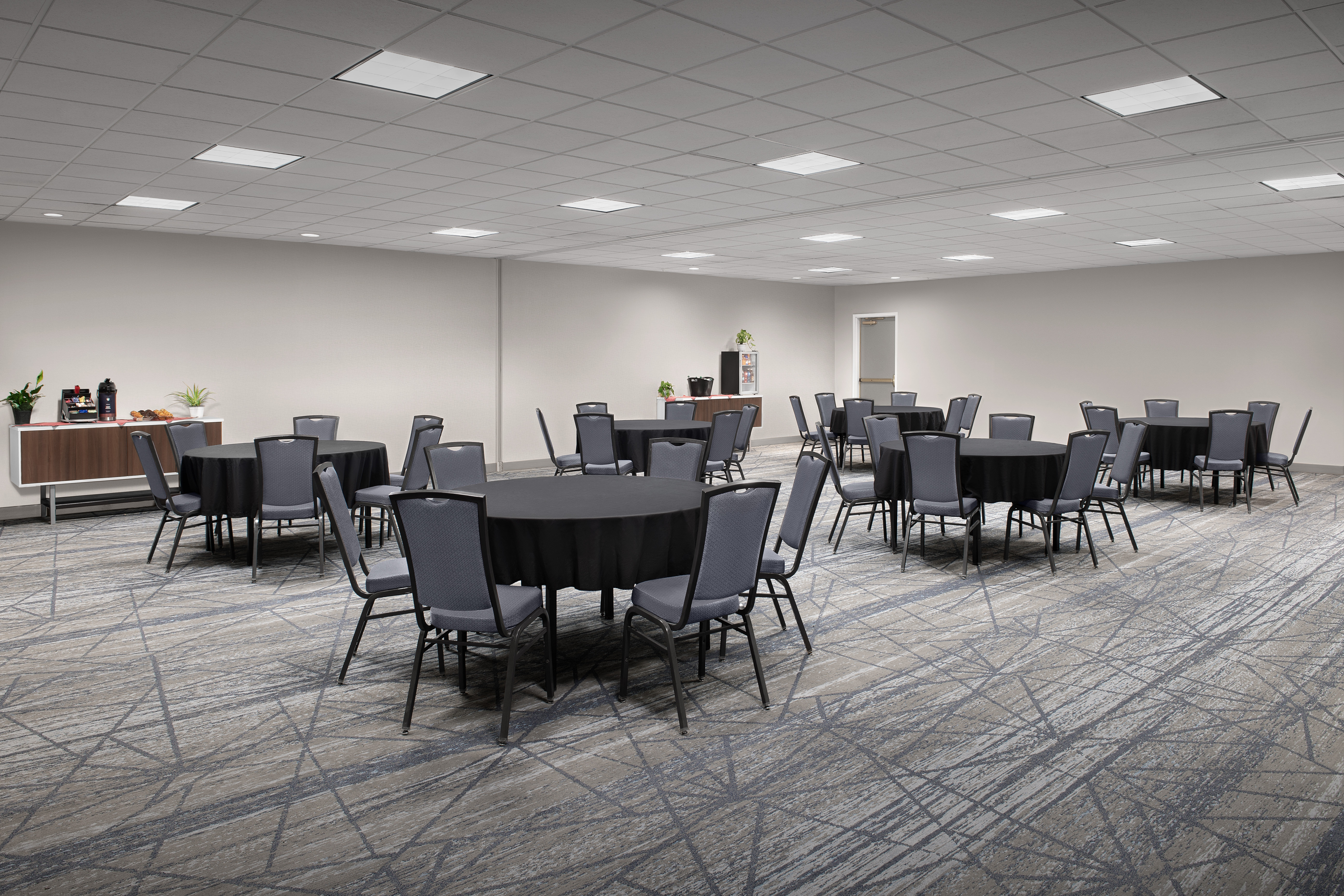 holiday inn express spokane airport by ihg
