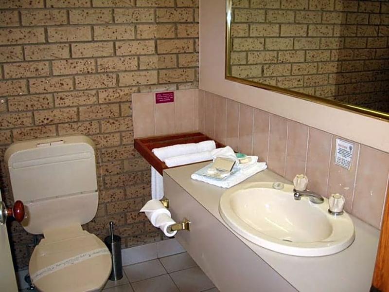 Barrass's John Bright Motor Inn,Victoria>>Bright,3 star