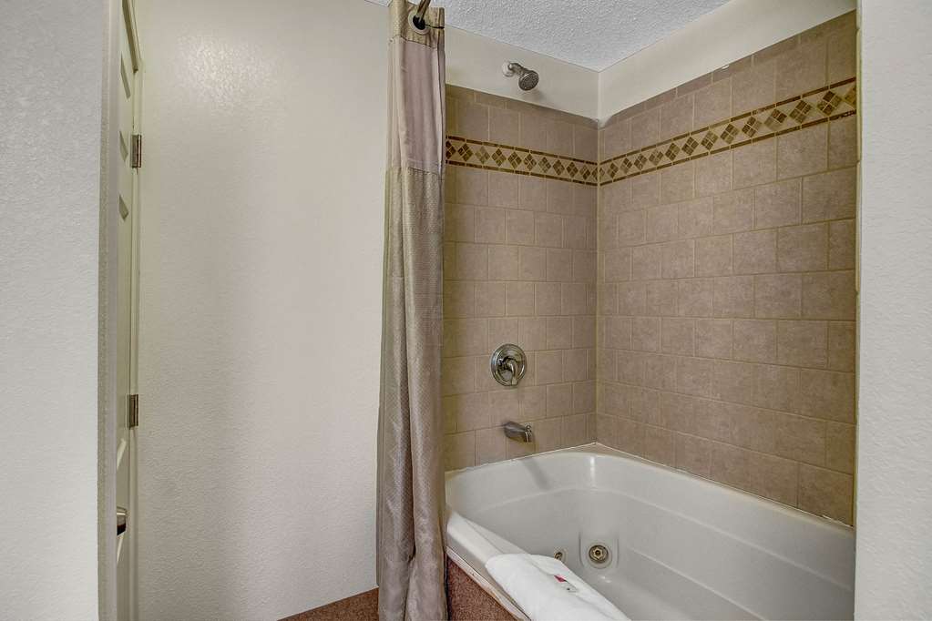 motel 6 charles town wv