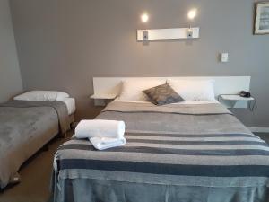 Birch Motel Tocumwal,Berrigan>>Barooga,3 star