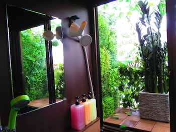 stella resort hostel