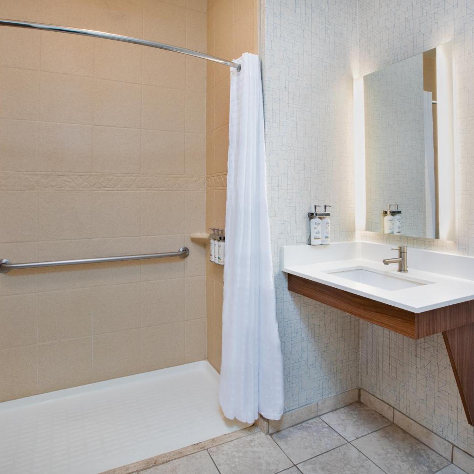 holiday inn express hotel and suites auburn hills by ihg