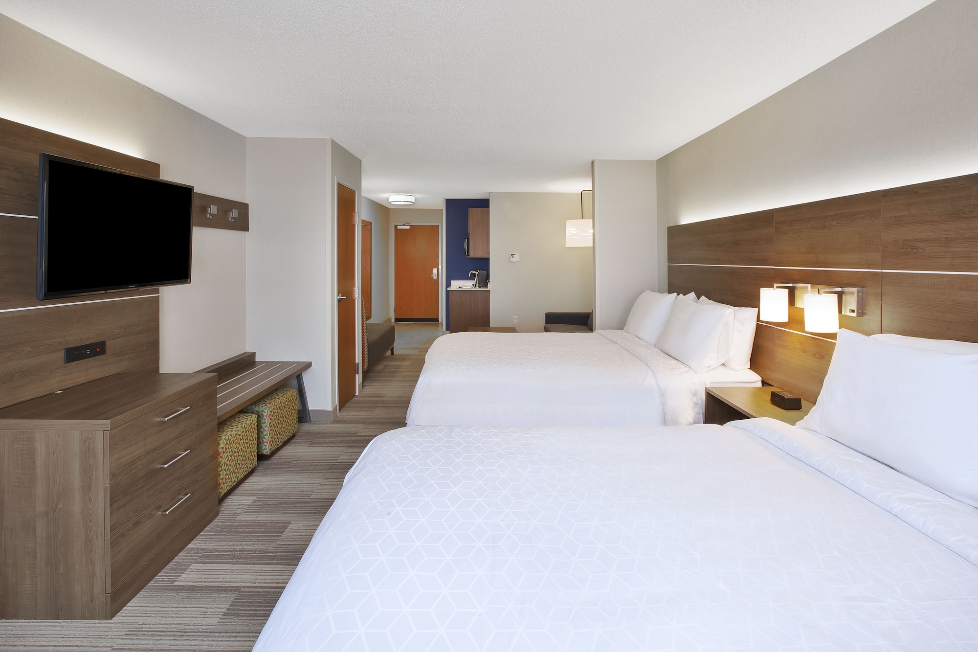 holiday inn express hotel and suites auburn hills by ihg