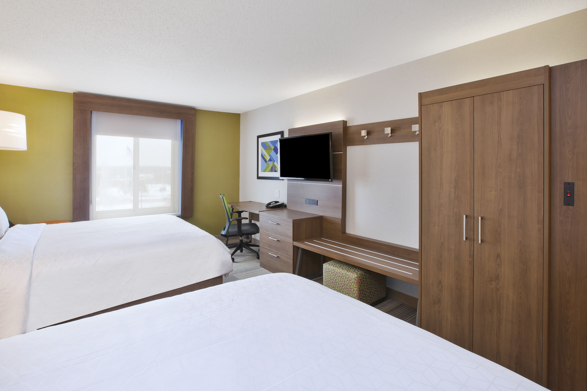 holiday inn express hotel and suites auburn hills by ihg