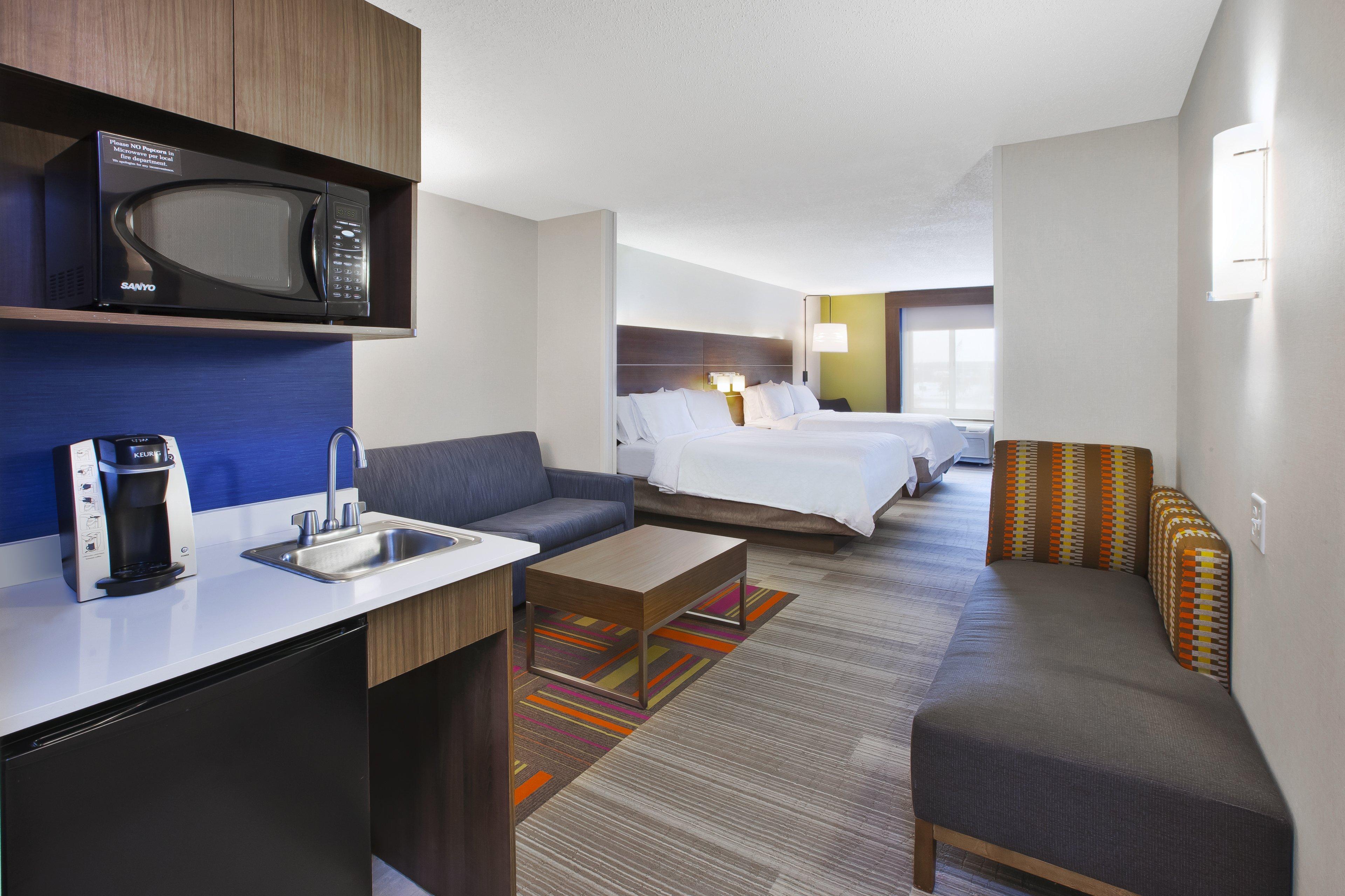 holiday inn express hotel and suites auburn hills by ihg