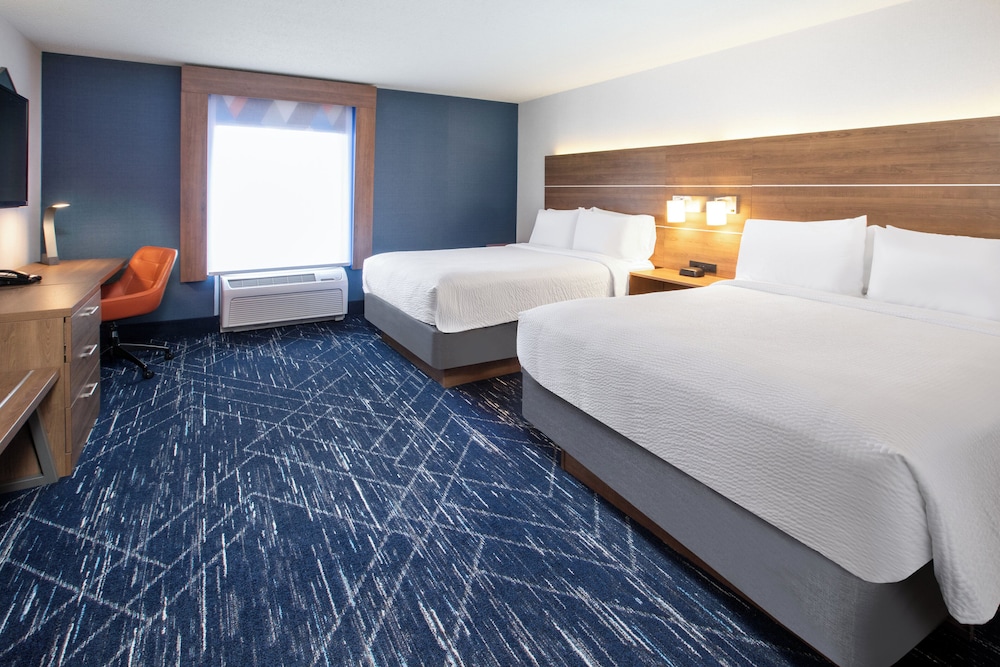 holiday inn express hotel and suites auburn hills by ihg