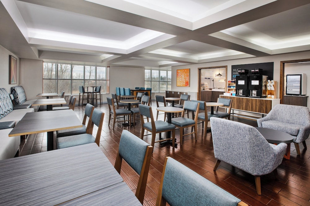 holiday inn express hotel and suites auburn hills by ihg