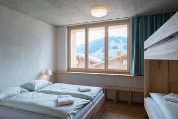 youth hostel saanen gstaad