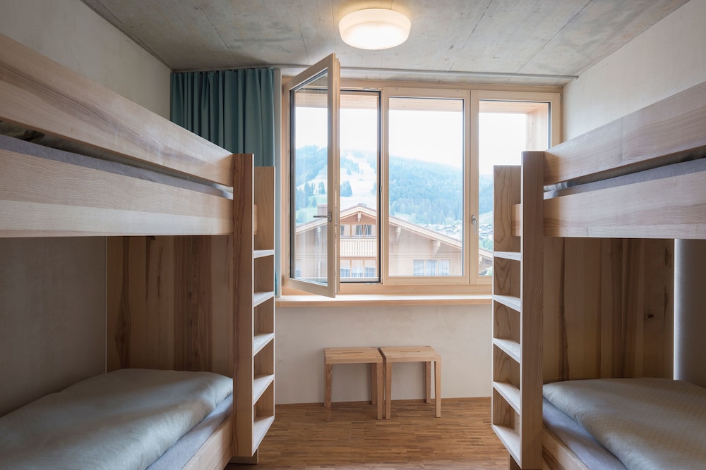 youth hostel saanen gstaad
