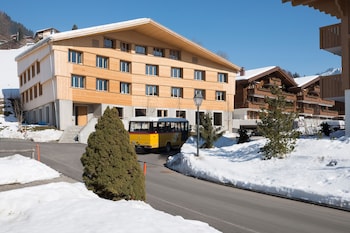 youth hostel saanen gstaad