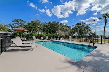 Best Western Auburndale Inn & Suites,Lakeland - Winter Haven>>Auburndale,4 star
