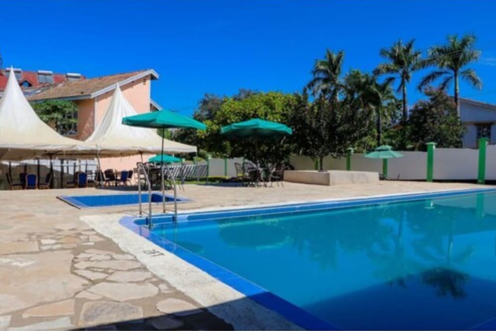 Parkview Safari Hotel And Apartments,Kisumu County>>Kisumu,4 star