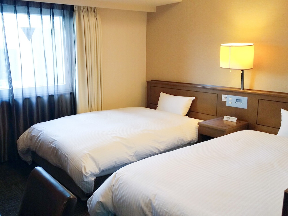 hotel route inn tsuruga ekimae