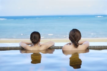 Ryukyu Onsen Senagajima Hotel,Naha>>Chatan,4 star