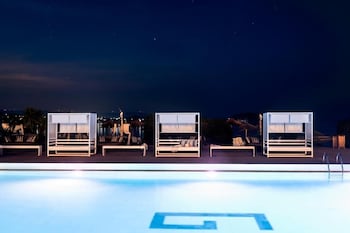 galaxy hotel