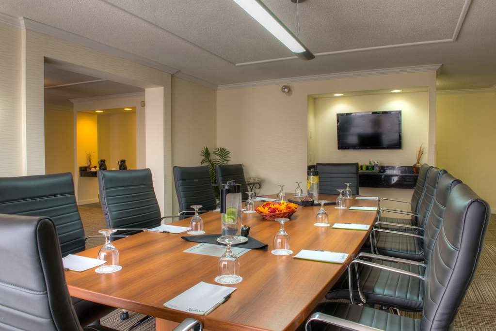 radisson hotel sudbury