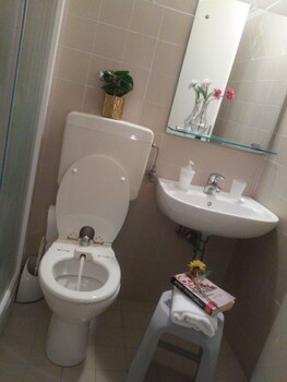 wuhostel