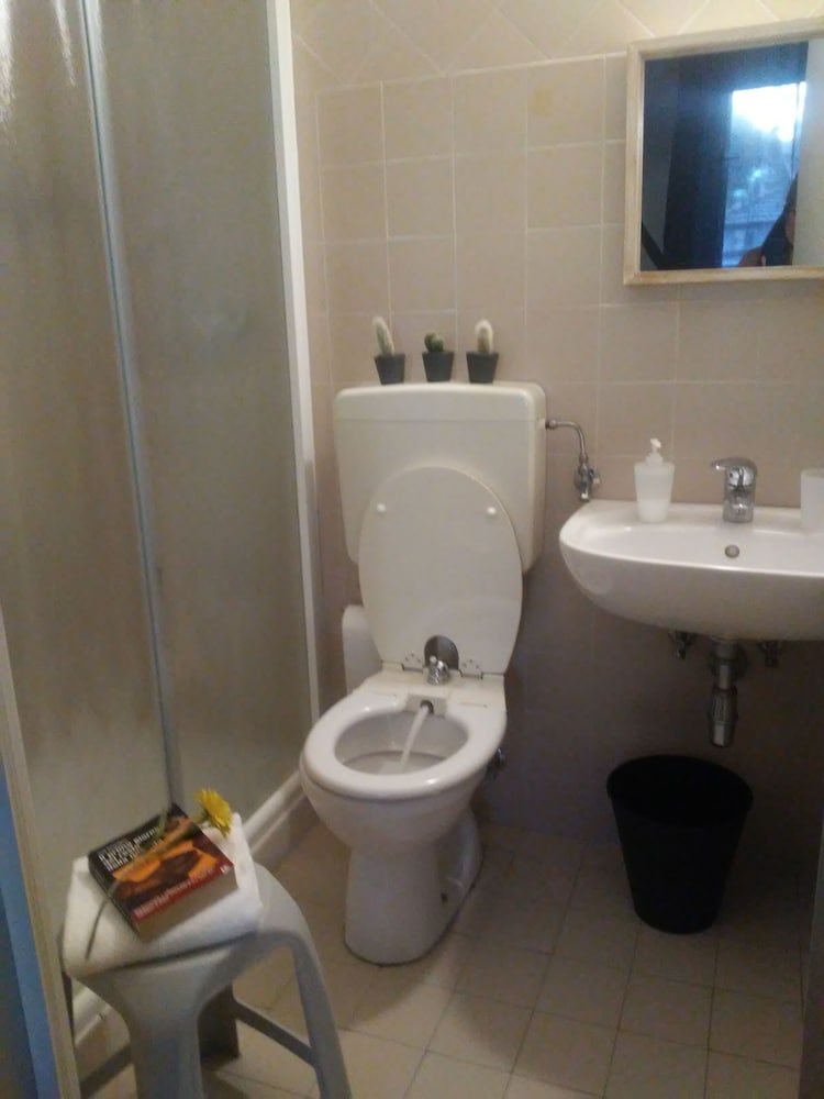 wuhostel