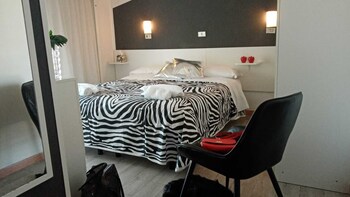 wuhostel