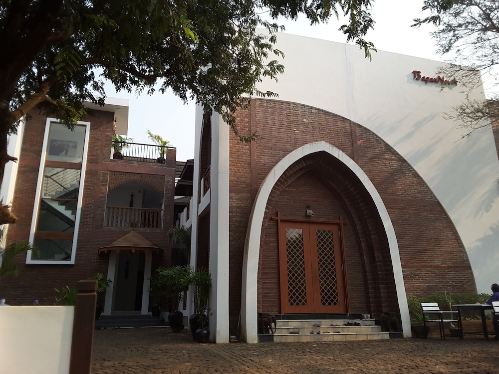 bagan nova guest house