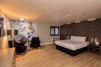 artisan hotel boutique adults only