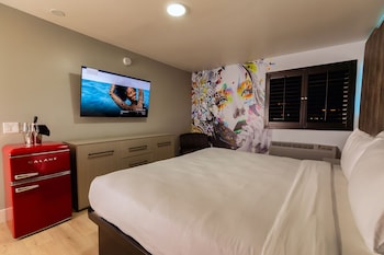 artisan hotel boutique adults only