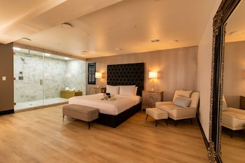 artisan hotel boutique adults only